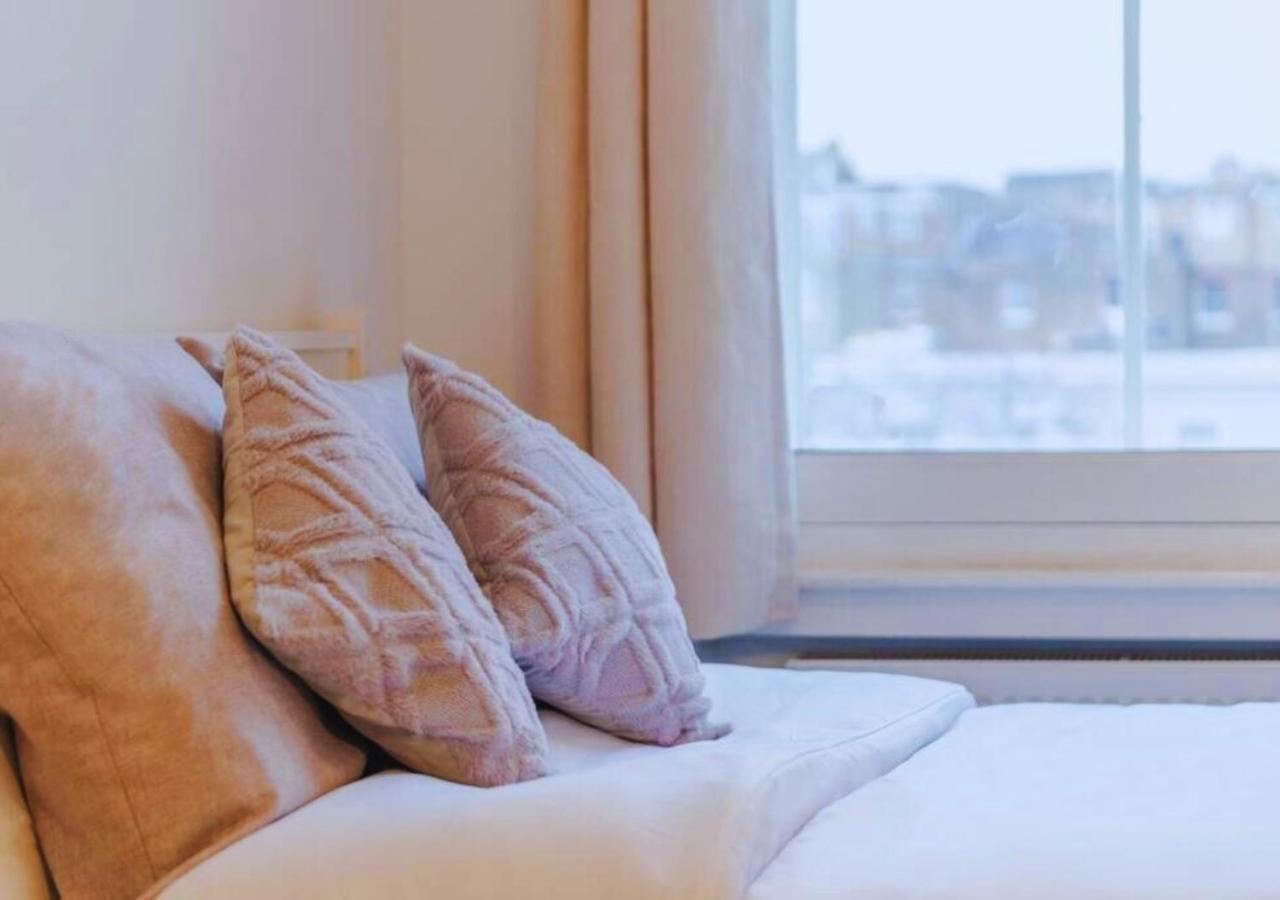 Kensington & Chelsea - Stylish Apartment In Central ลอนดอน ภายนอก รูปภาพ